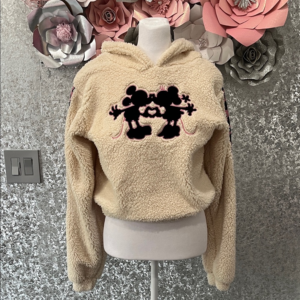 Disney Mickey and Minnie Mouse Cream Sherpa Cozy Hoodie Size Small